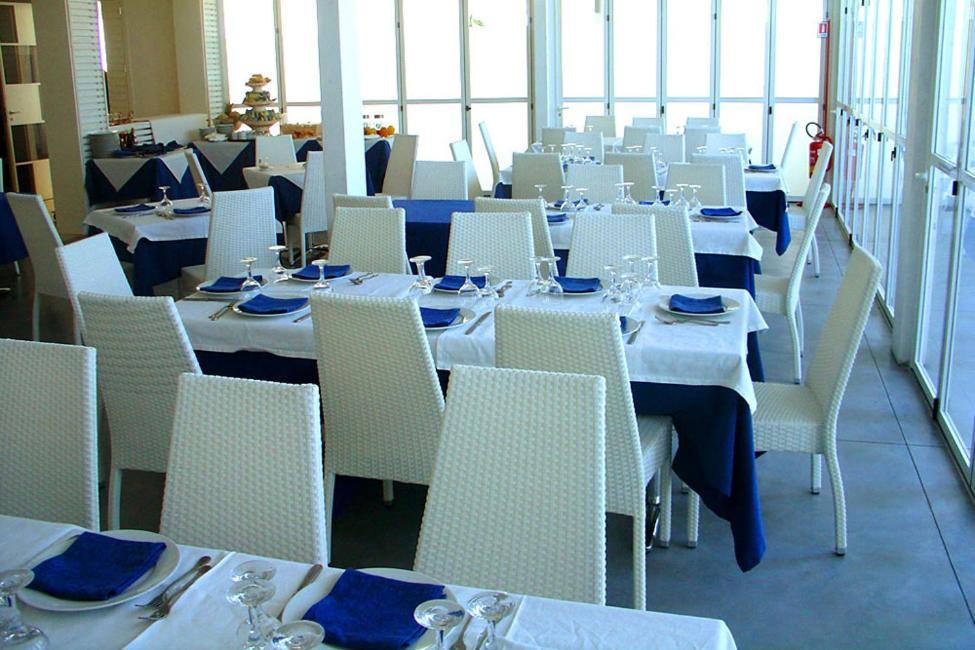 Hotel La Terrazza 巴列塔 外观 照片